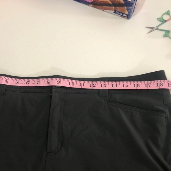 𝅺eddie Bauer skort, charcoal gray, size 14 - Picture 8 of 9